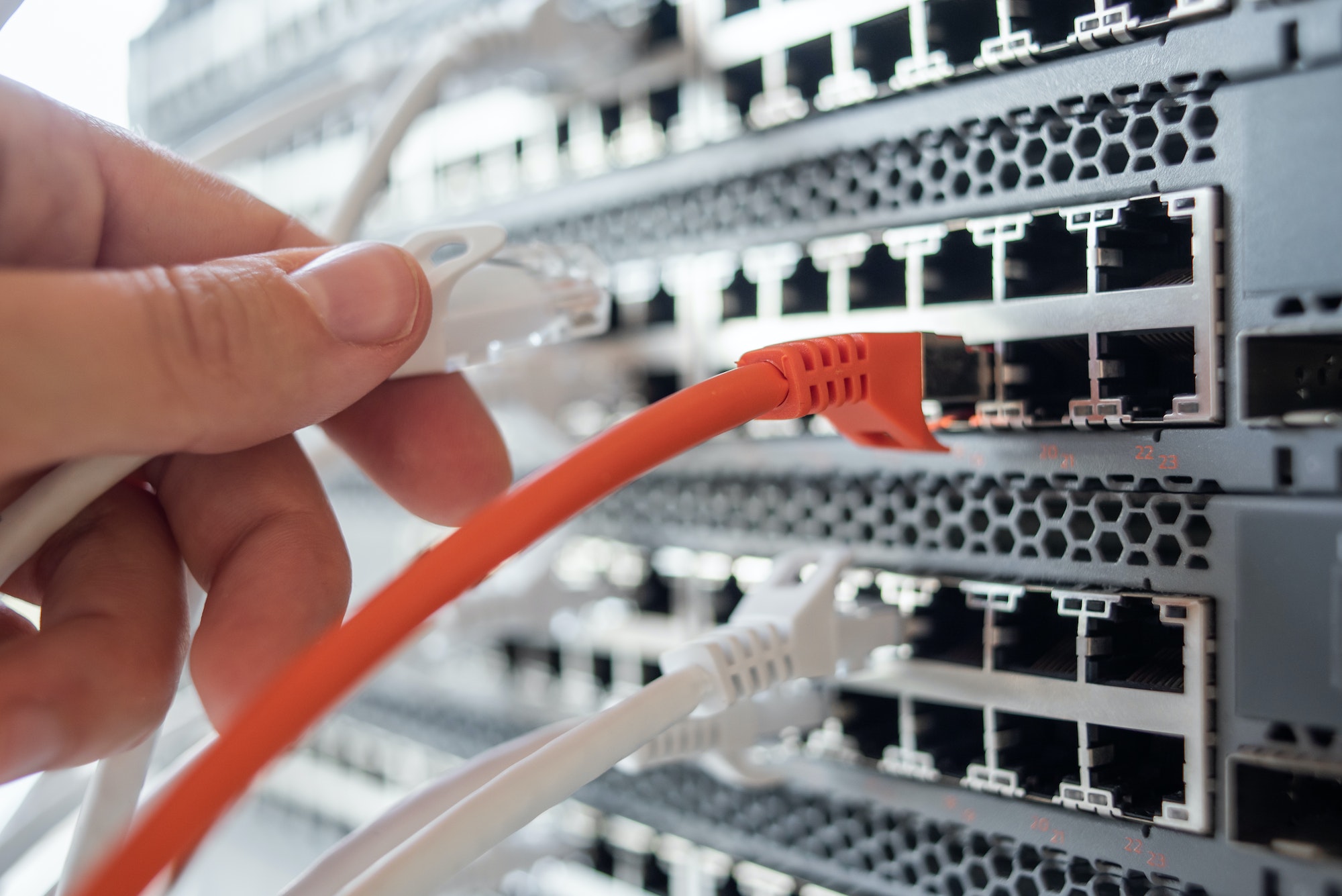 Working network hardware in data center